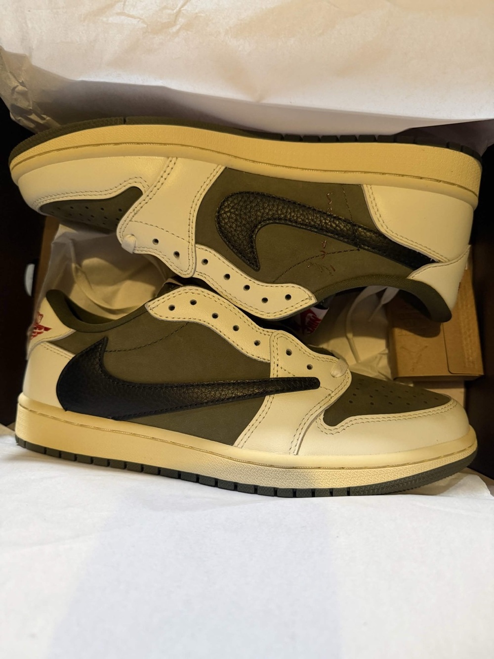 Travis Scott AJ1 Low -